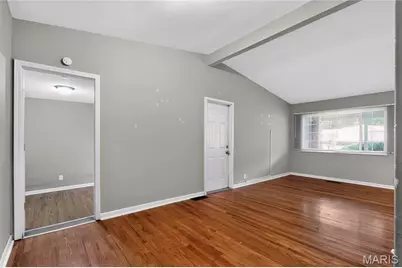 3625 Hambletonian Drive, Florissant, MO 63033 - Photo 7
