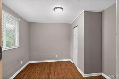 3625 Hambletonian Drive, Florissant, MO 63033 - Photo 21