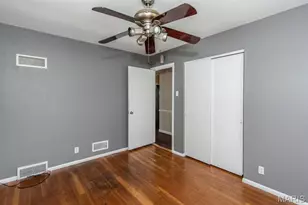 10205 Gourock Dr, Saint Louis, MO 63137 - Photo 21