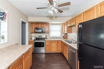 10205 Gourock Drive, Saint Louis, MO 63137 - Photo 11