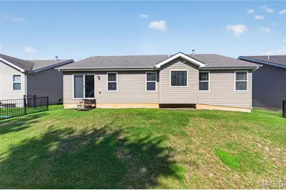 156 Hidden Bluffs Drive, Lake Saint Louis, MO 63367 - Photo 15