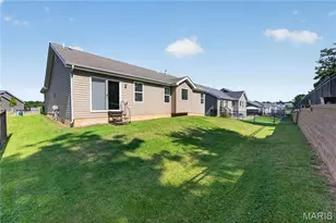 156 Hidden Bluffs Dr, Lake Saint Louis, MO 63367 - Photo 13