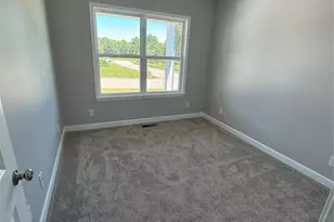 726 Deerfield Ln, Farmington, MO 63640 - Photo 11