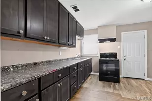3829 Primm St, Saint Louis, MO 63123 - Photo 9