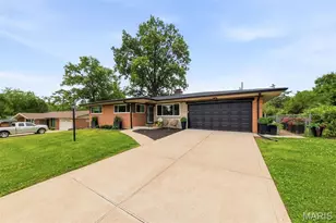 9864 Amberley Dr, Saint Louis, MO 63126 - Photo 43