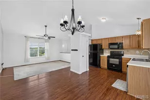 633 Longhorn Dr, O'Fallon, MO 63368 - Photo 11