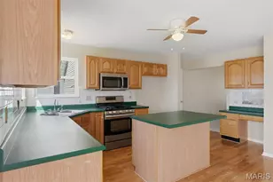 210 Autumn Rose Ct, O'Fallon, MO 63368 - Photo 11