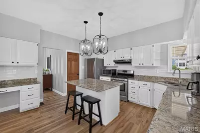 2 Democracy Circle, O'Fallon, MO 63368 - Photo 9