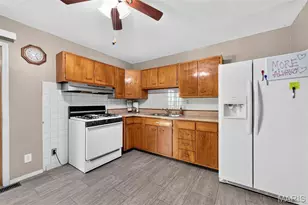 135 Linnview Dr, Saint Louis, MO 63129 - Photo 7