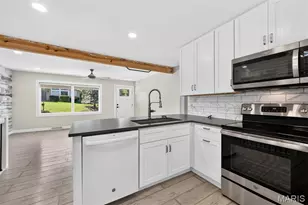 11 Robin Dr, Saint Charles, MO 63301 - Photo 11