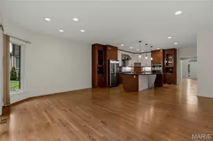 8333 Kingsbury Blvd, Clayton, MO 63105 - Photo 11
