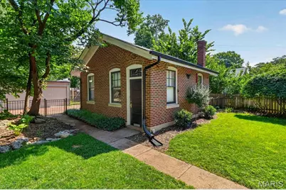 6947 Pershing Avenue, University City, MO 63130 - Photo 39