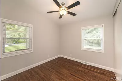 250 Sunset Drive, Ballwin, MO 63011 - Photo 19