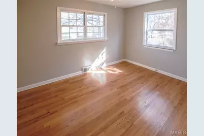 1419 Drayton Avenue, Saint Louis, MO 63119 - Photo 13