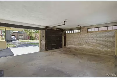 7301 Ravinia Drive, Pasadena Hills, MO 63121 - Photo 37