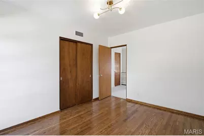 7301 Ravinia Drive, Pasadena Hills, MO 63121 - Photo 31