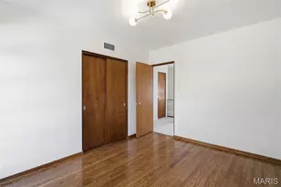 7301 Ravinia Dr, Pasadena Hills, MO 63121 - Photo 31