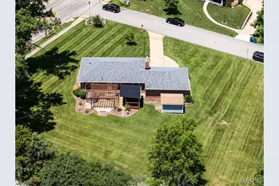 4684 Venarde Drive, Saint Louis, MO 63128 - Photo 39