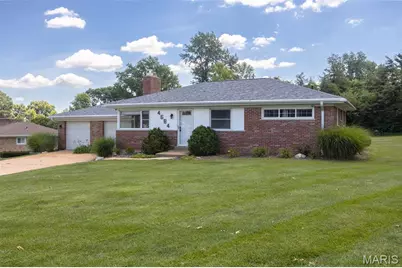 4684 Venarde Drive, Saint Louis, MO 63128 - Photo 7