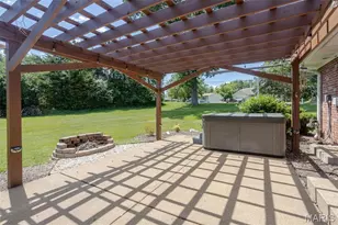 4684 Venarde Dr, Saint Louis, MO 63128 - Photo 5