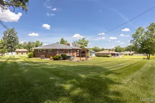 4684 Venarde Dr, Saint Louis, MO 63128 - Photo 41