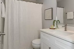 527 Clara Ave, Saint Louis, MO 63112 - Photo 15