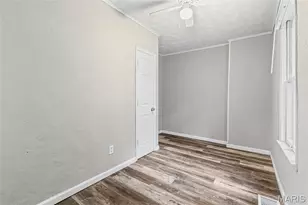 7033 Julian Ave, University City, MO 63130 - Photo 21