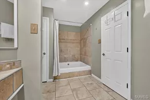 322 N Boyle Ave, Saint Louis, MO 63108 - Photo 21