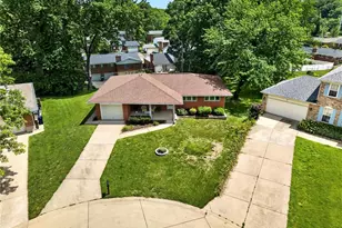7650 Sunray Ln, Saint Louis, MO 63123 - Photo 29
