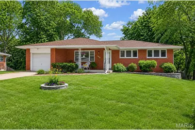 7650 Sunray Lane, Saint Louis, MO 63123 - Photo 1