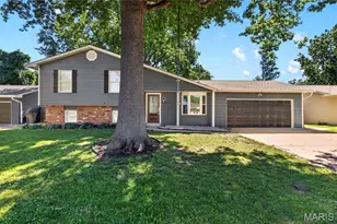 3878 Crystal Wood Dr, Arnold, MO 63010 - Photo 3