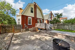 4401 Wilcox Ave, Saint Louis, MO 63116 - Photo 35