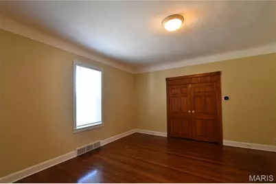 358 W Loretta Avenue, Lemay, MO 63125 - Photo 19