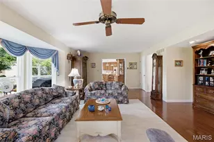 4701 Idecker Pl, Saint Louis, MO 63129 - Photo 13