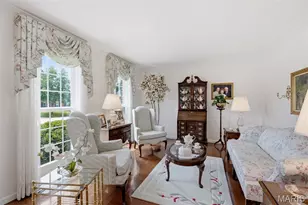 4701 Idecker Pl, Saint Louis, MO 63129 - Photo 7
