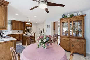 4701 Idecker Pl, Saint Louis, MO 63129 - Photo 15