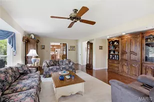 4701 Idecker Pl, Saint Louis, MO 63129 - Photo 11