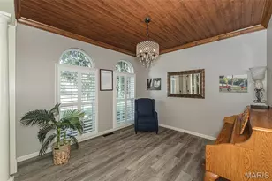 306 Magnolia Valley Dr, O'Fallon, MO 63366 - Photo 9