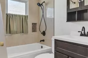 10724 St Matthew Ln, Saint Ann, MO 63074 - Photo 17