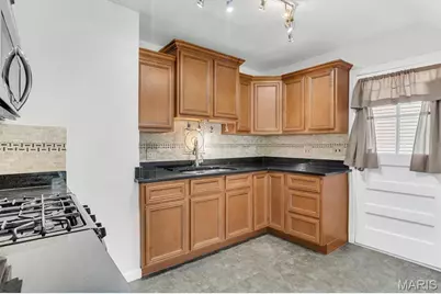 10724 Saint Matthew Lane, Saint Ann, MO 63074 - Photo 3