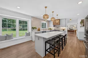 12529 Windmoor Pl, Town and Country, MO 63131 - Photo 9