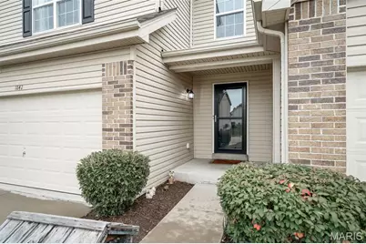 1842 Sterling Oaks Drive, Saint Peters, MO 63376 - Photo 3