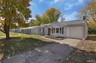 9845 Dennis Dr, Saint Louis, MO 63136 - Photo 3