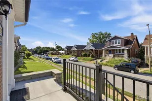 6533 Tholozan Ave, Saint Louis, MO 63109 - Photo 3