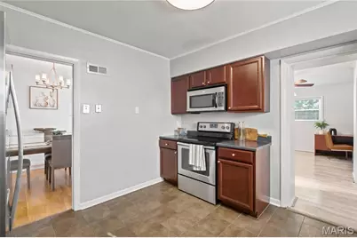 6533 Tholozan Avenue, Saint Louis, MO 63109 - Photo 13