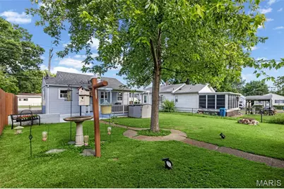 9621 Clyde Avenue, Saint Louis, MO 63125 - Photo 25