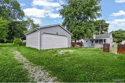 9621 Clyde Avenue, Saint Louis, MO 63125 - Photo 27