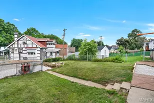 5810 S Kingshighway Blvd, Saint Louis, MO 63109 - Photo 13