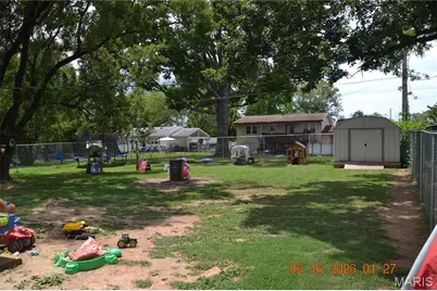 209 Meadowbrook Drive, Farmington, MO 63640 - Photo 3