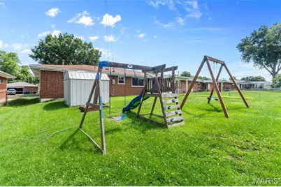 824 Rainbow Drive, Unincorporated, MO 63125 - Photo 33